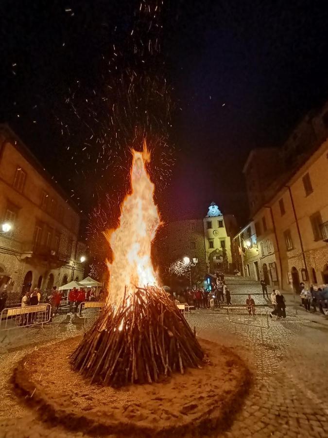 Giglio Vallerano. Alloggio Turistico Экстерьер фото